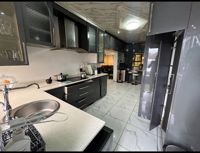 4 BEDROOM HOUSE FOR SALE IN WENSLEYDALE